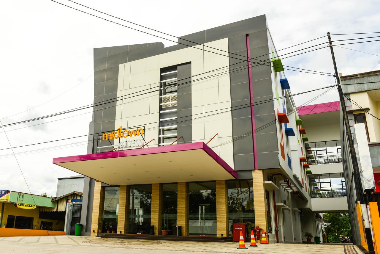 Midtown Xpress Sampit - Kalimantan Tengah Exterior photo
